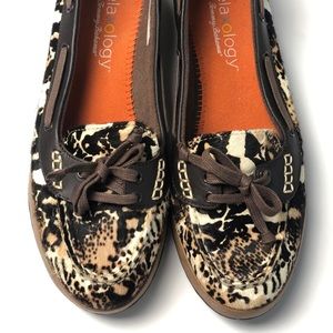 🆕TOMMY BAHAMA Relaxology Castille Leopard Loafer